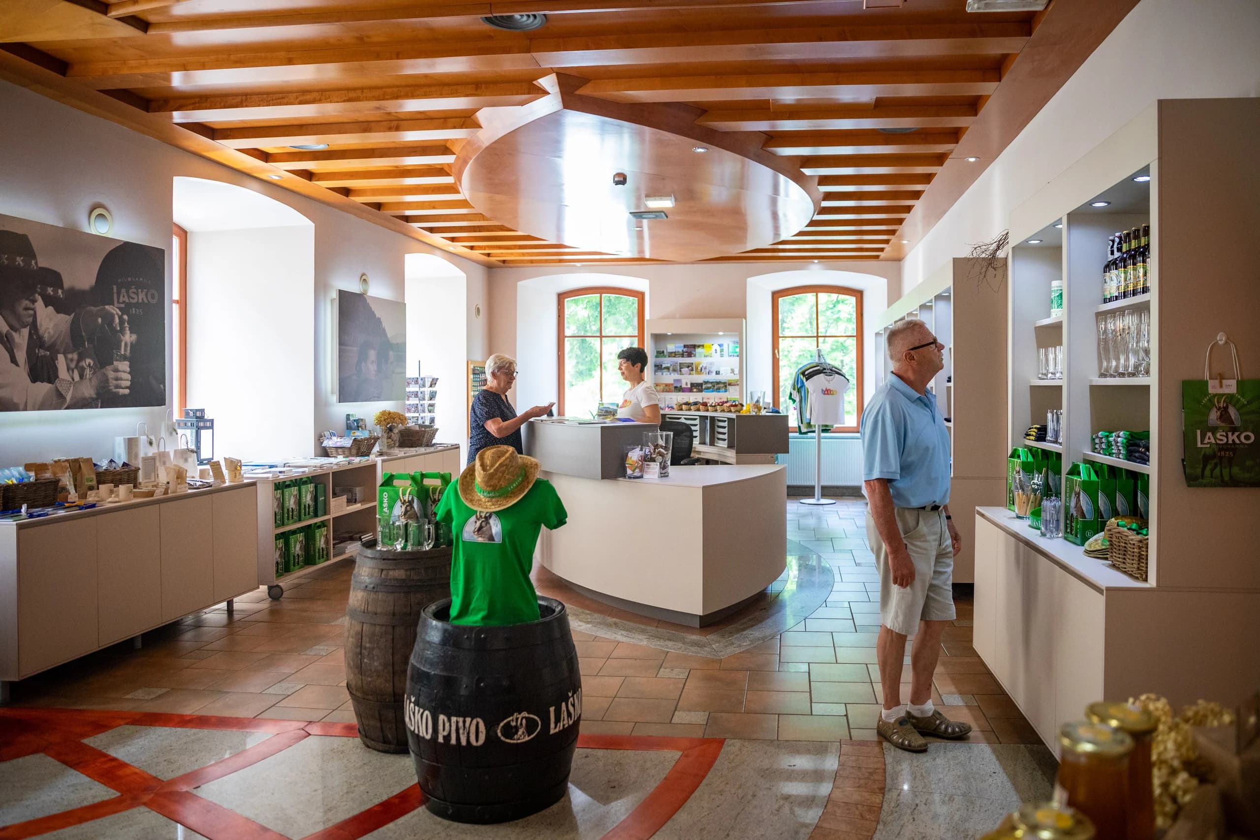 TURISTIČNO INFORMACIJSKI CENTER LAŠKO